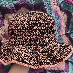 Pink/black Bucket Hat